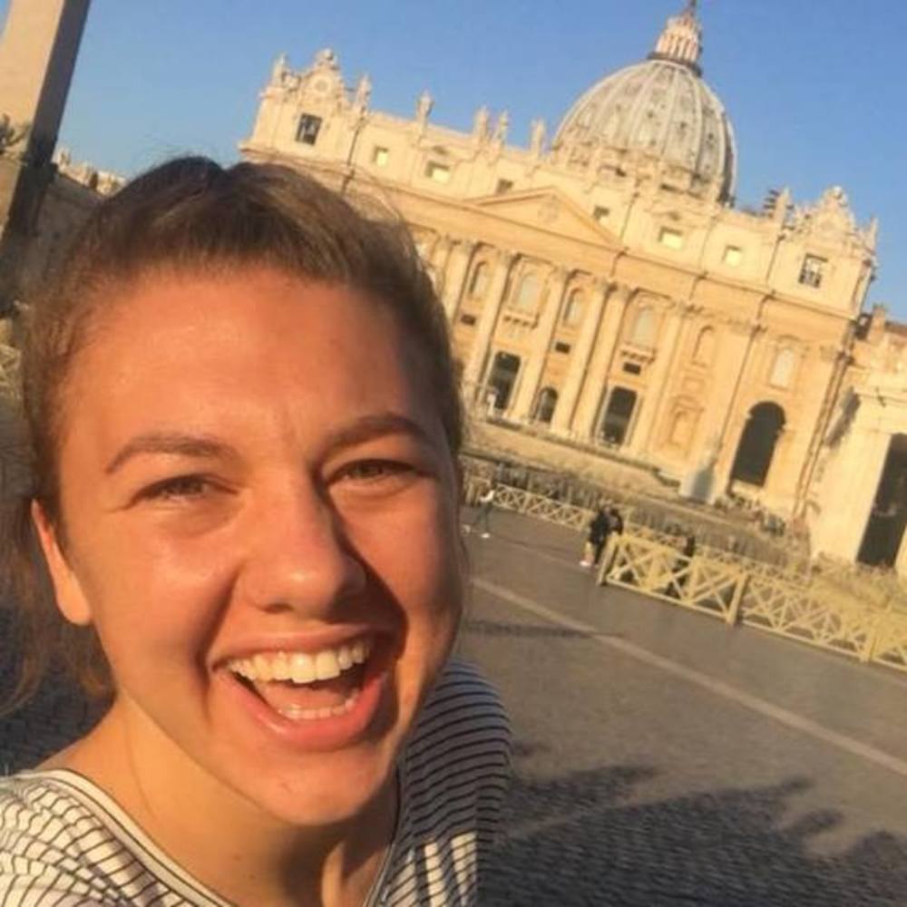 Meet your Posher, Emma